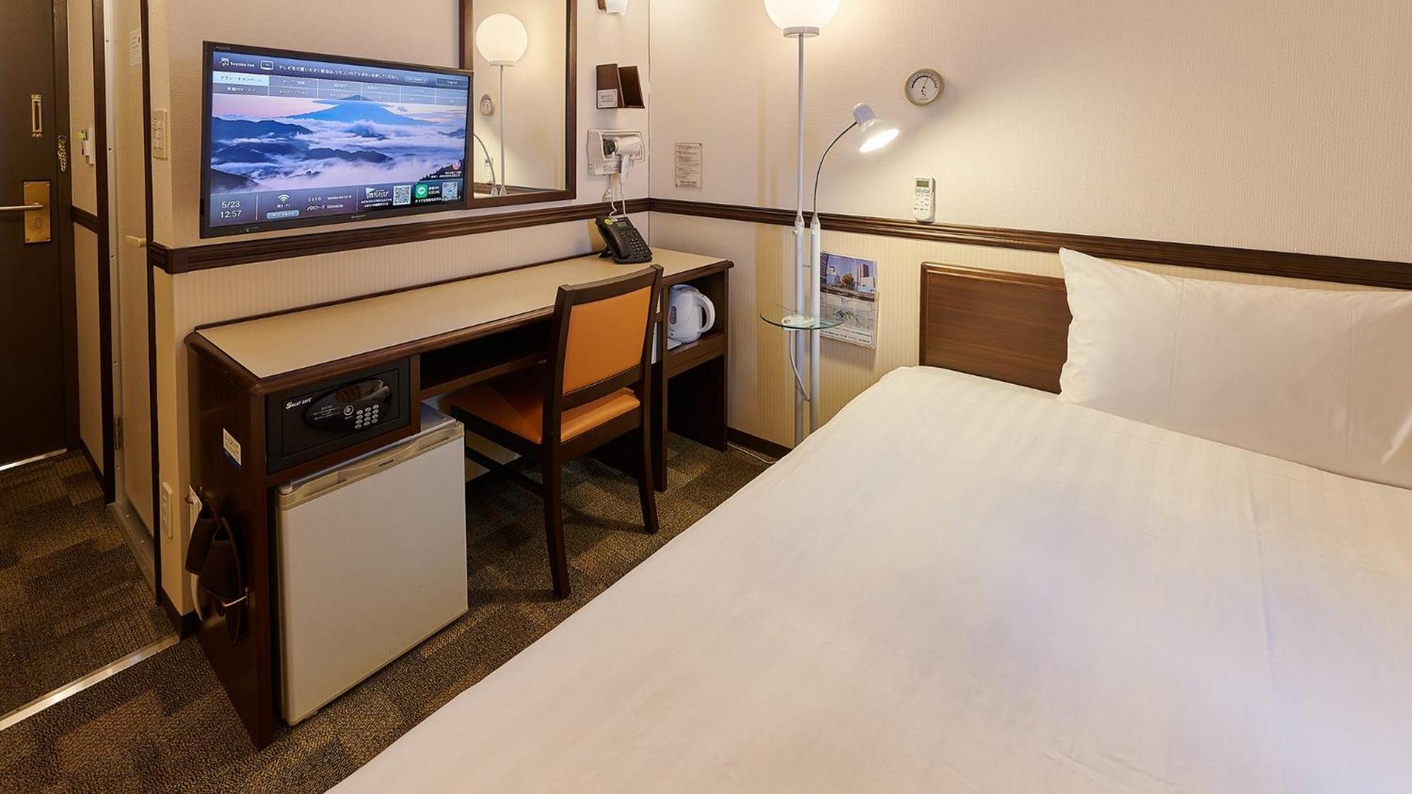 Toyoko Inn Gumma Isesaki Ekimae Værelse billede