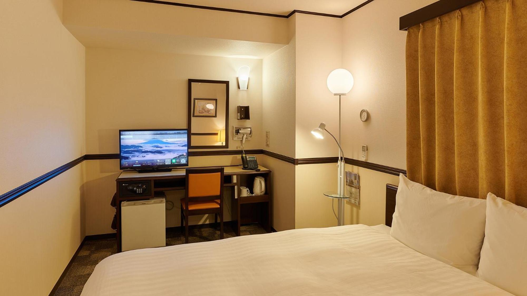 Toyoko Inn Gumma Isesaki Ekimae Værelse billede