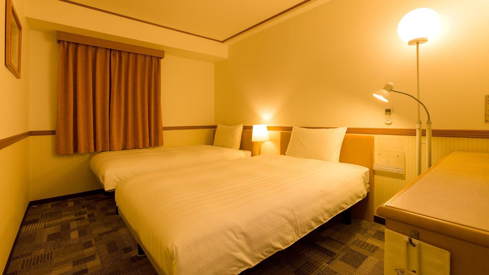 Toyoko Inn Gumma Isesaki Ekimae Værelse billede